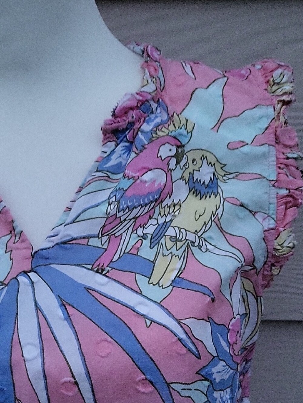 Talbots Women’s Large Petite Sleeveless Floral Blouse Pink Blue Tropical Print - Picture 6 of 12